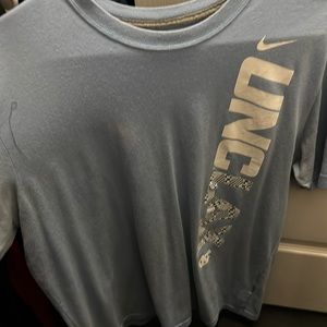 University of North Carolina men’s Nike lacrosse shirt